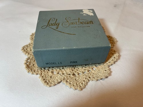 Vintage Lady Sunbeam Shavemaster Ladies Razor - Picture 2 of 10