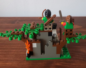 LEGO Castle: Bandit Ambush (6024) Used w/ Instructions. Great Condition. No Box