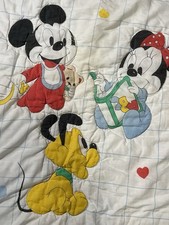 Disney Mickey Mouse Minnie Mouse Pluto White Quilted Blanket/Quilt Hearts