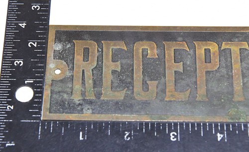 VINTAGE METAL BRASS RECEPTION ROOM PLAQUE SIGN 11 3/4 X 2 1/2 - Picture 4 of 4