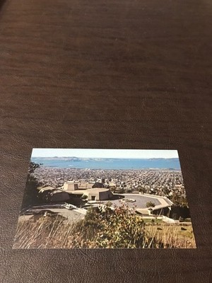 UNPOSTED POSTCARD - LAWRENCE HALL OF SCIENCE - UNIVERSITY OF CALIF. BERKELEY #03