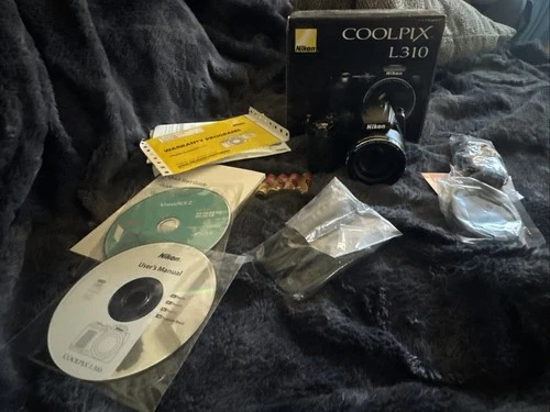 NEW IN BOX Nikon COOLPIX L310 14.0MP 21x Optical Zoom Digital Camera