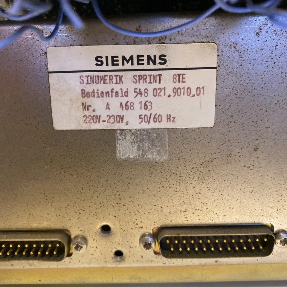 Siemens Sinumerik Control Panel Sprint 8T 548 021.9010.01 comme pièce... - Photo 4/4