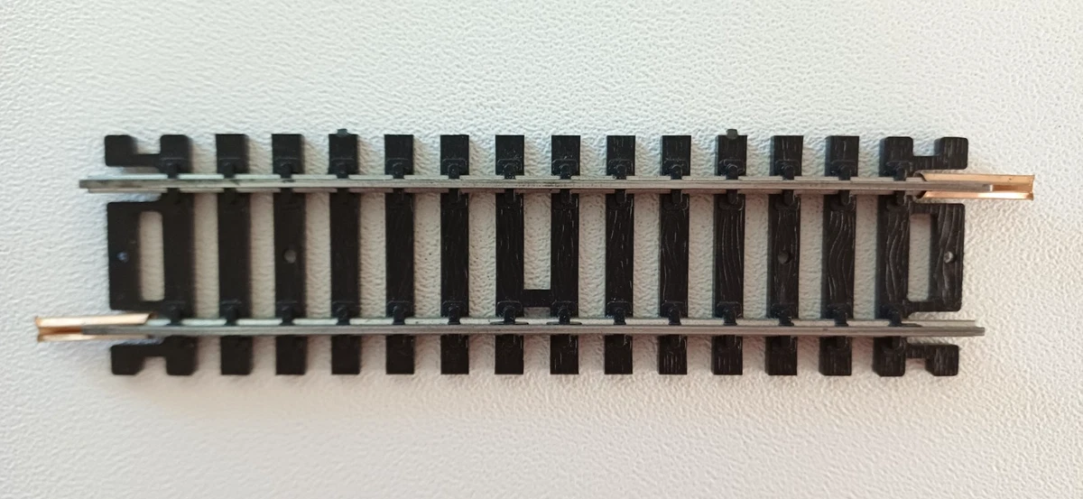 Lot De 120 Rails HO LIMA Droits, Courbes, Croisement Et Aiguillages - état Moyen