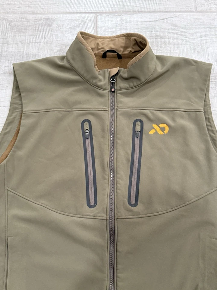 First Lite Catalyst Hunting Vest Green Fleece Lined Size X Large Lightly Worn - Image 2 of 4