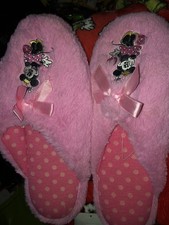 DISNEY STORE MINNIE MOUSE LADIES/GIRLS SLIPPERS SIZE 7/8 BRAND NEW VERY RARE