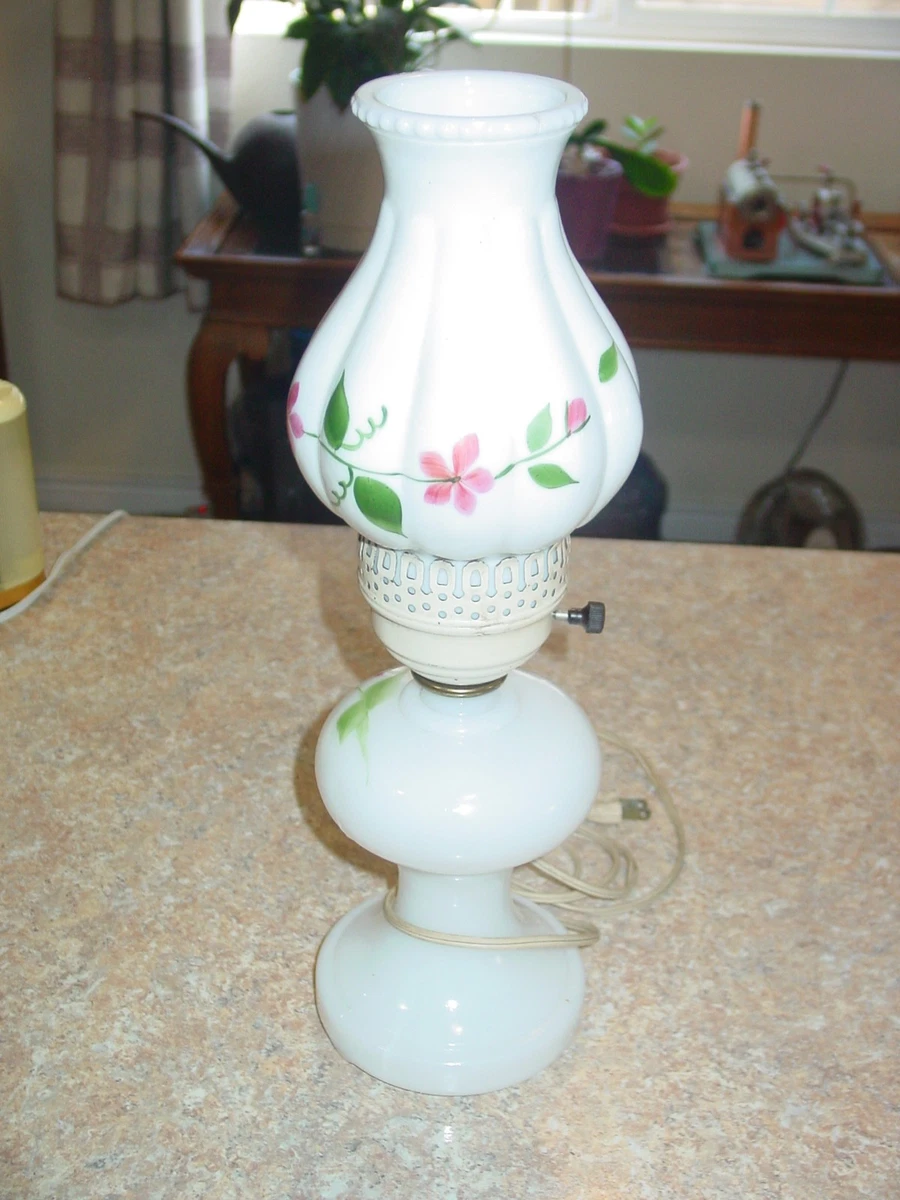 25+ Collectible Antique 1950-1959 Time Period Manufactured Lamps