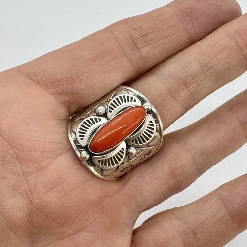 Navajo Natural Red Coral Men's Ring Size 13 Sterling by Mary Spencer 16.8g - Picture 5 of 6