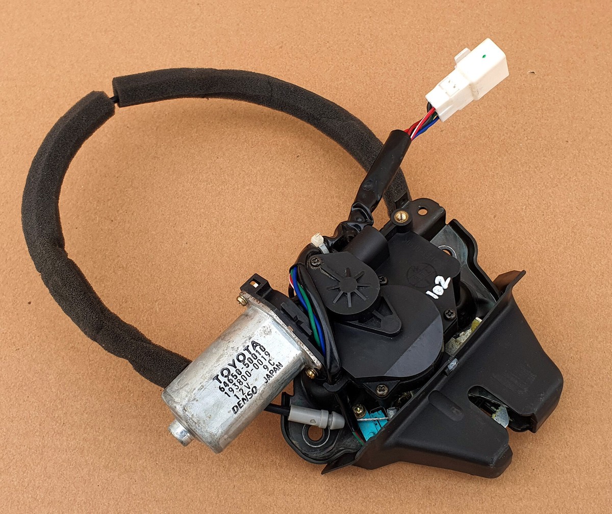 レクサスls460クローザーアッシー（ラゲッジ） 64650-50050 日本製 64650-50020 Genuine Lexus Luggage Door Closer Assembly