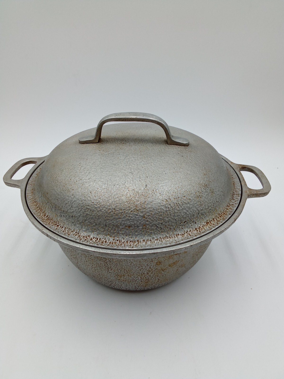Vintage Hammered Aluminum Club Hammercraft 4.5 qt Dutch Oven Roaster 10"