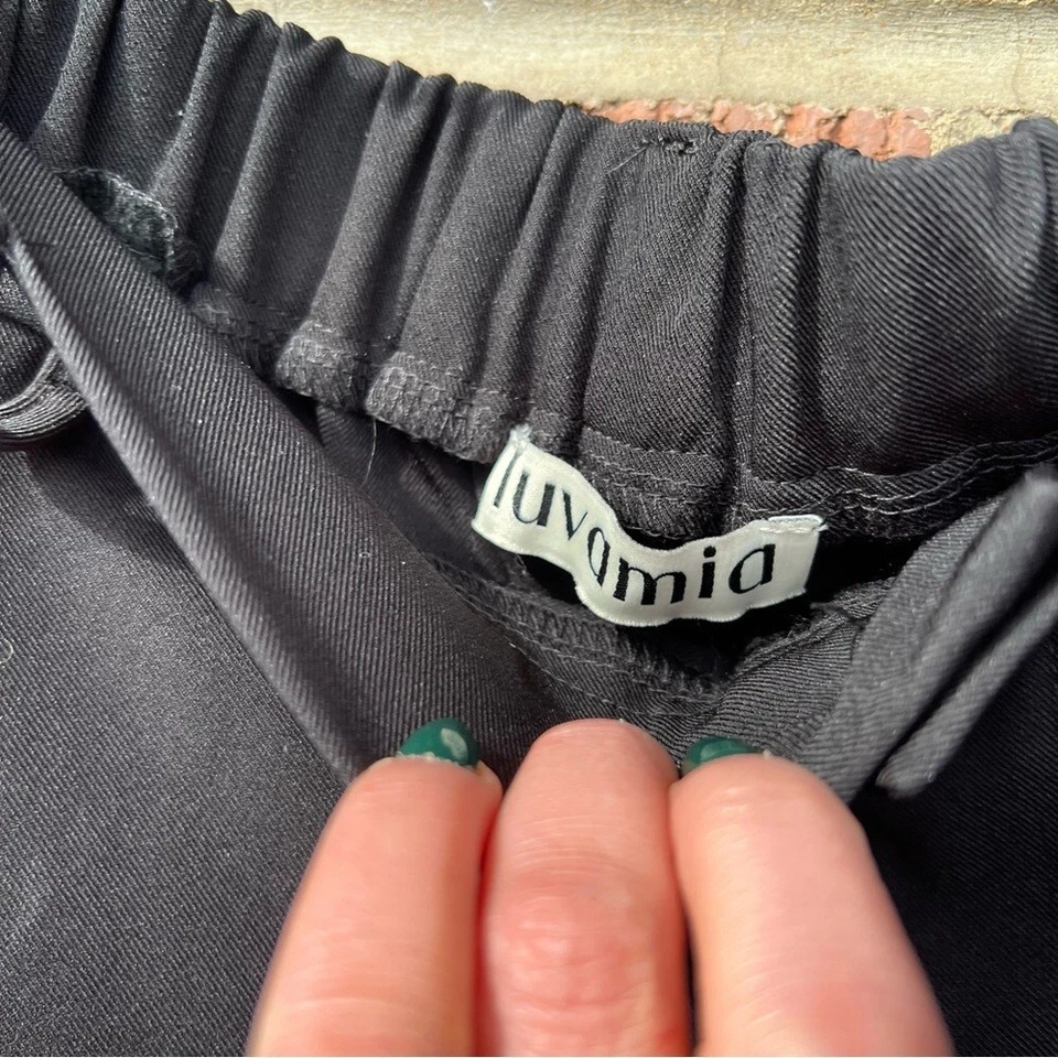 Traje y pantalón blazer negro chic calce recto curvo Foto 3 de 3