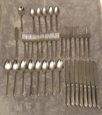 SIX National Silver Co Silver Plate Flatware (NTSSIX) 38 pcs. Grey Satin Vintage