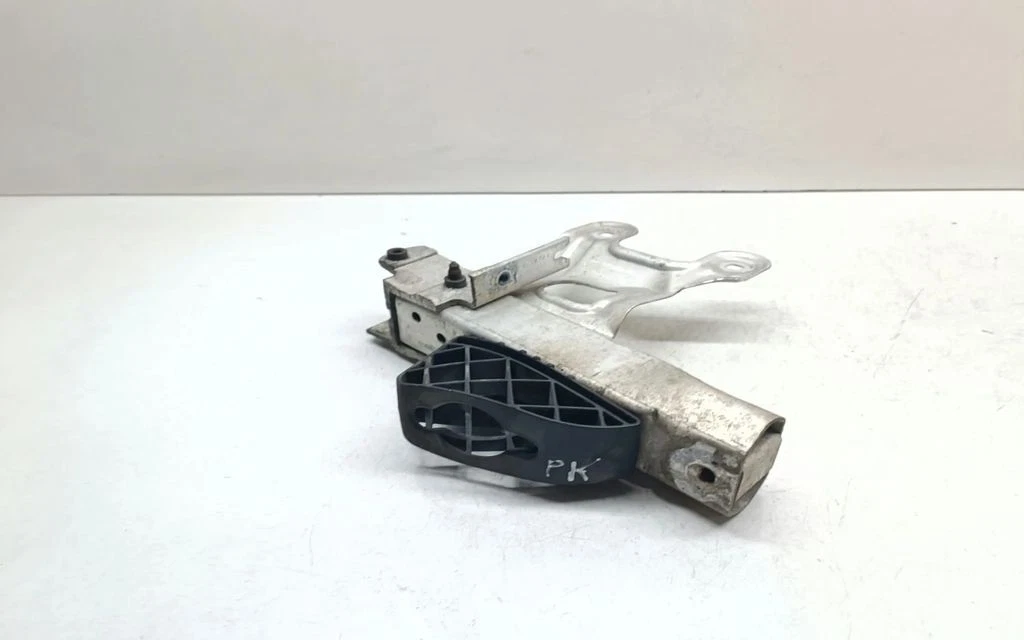 BMW 3 F30 F35 F31 2013 Front bumper shock impact absorber 8051189  