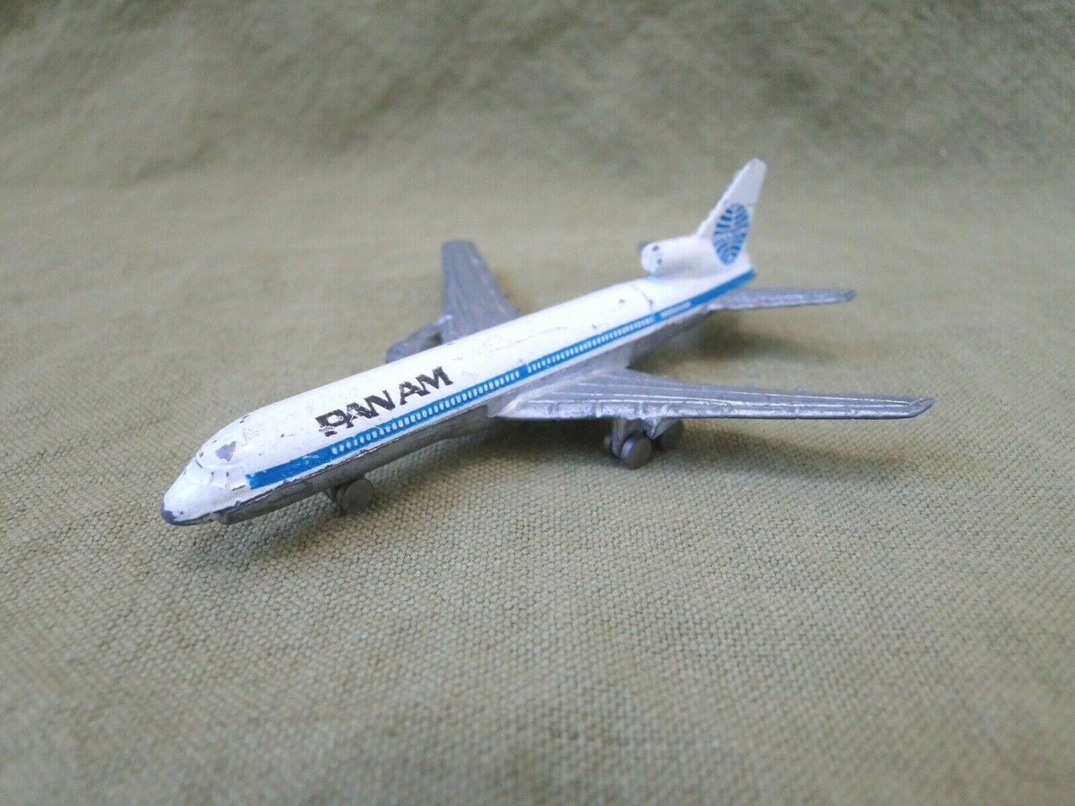 1/400 PANAM バンナム L-1011 トライスター 1/400 PANAM バンナム L-1011 トライスター Amazon.co.jp: 1/400