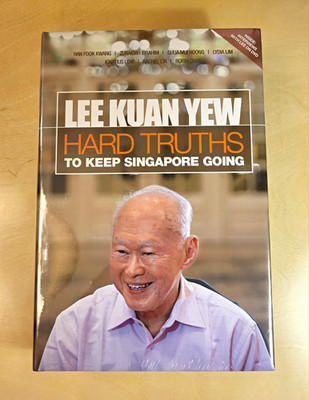 Lee Kuan Yew: Hard Truths to Keep Singapore Going Hardcover + Interview DVD