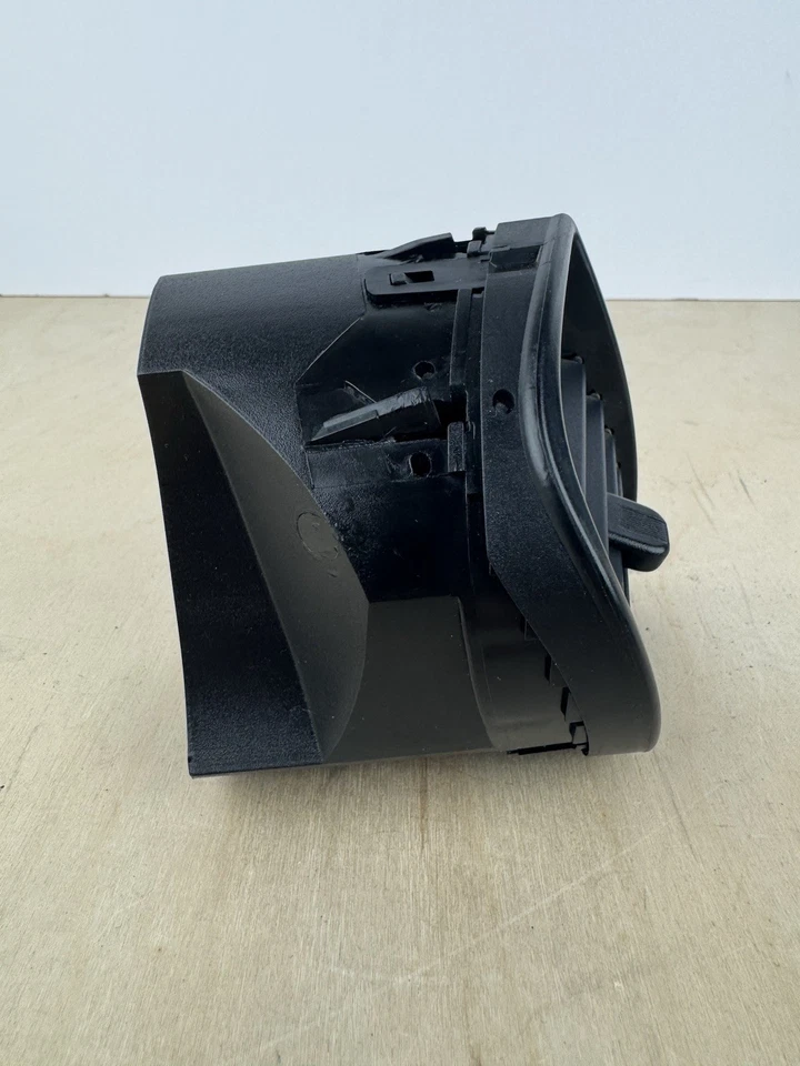 97-05 Buick Century Regal Center Dash Left Driver A/C Air Vent Black OEM - Image 3 of 4