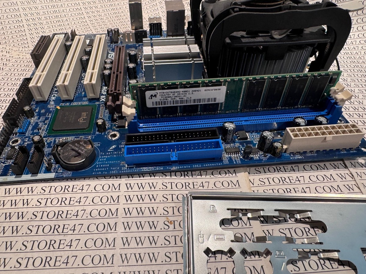ASRock P4i65G マザーボード　pentium2.4ghz メモリ付き Asrock P4i65G Motherboard Memory 2.66ghz CPU Fan HeatSink Cables