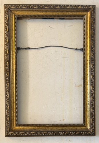 Vintage Ornate Decorative Wood/Resin Picture Frame Rustic Gold 7" x 11" Art Size