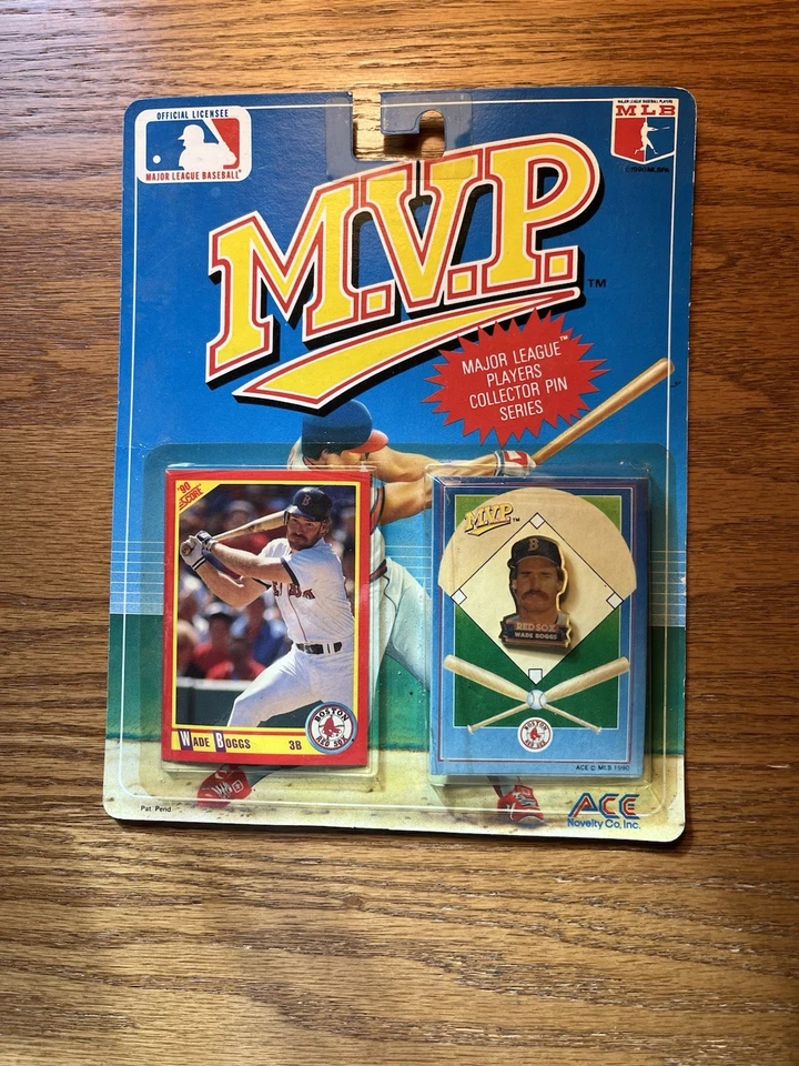 PIN DE COLECCIONISTA 1990 (ACE NOVETY MVP) y tarjeta (puntuación) Wade Boggs & Dave Righetti Foto 3 de 4