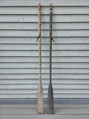 Great VINTAGE Old Wooden GRAY Boat Oars Paddles OARLOCKS ODD PAIR  Measures 78''