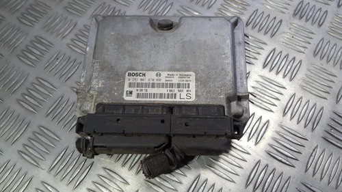 90589736 Motormanagement, Steuergerät, ECU  gm90589736  02810016 DE370913-63