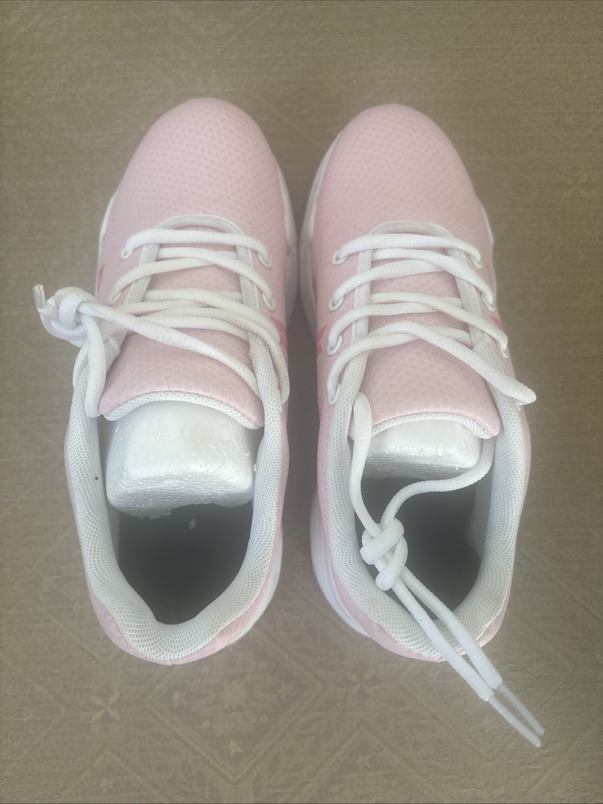 Zapatos para mujer BTS Pink Dynamite artículo de colección zapatos personalizados talla 7 nuevos en caja