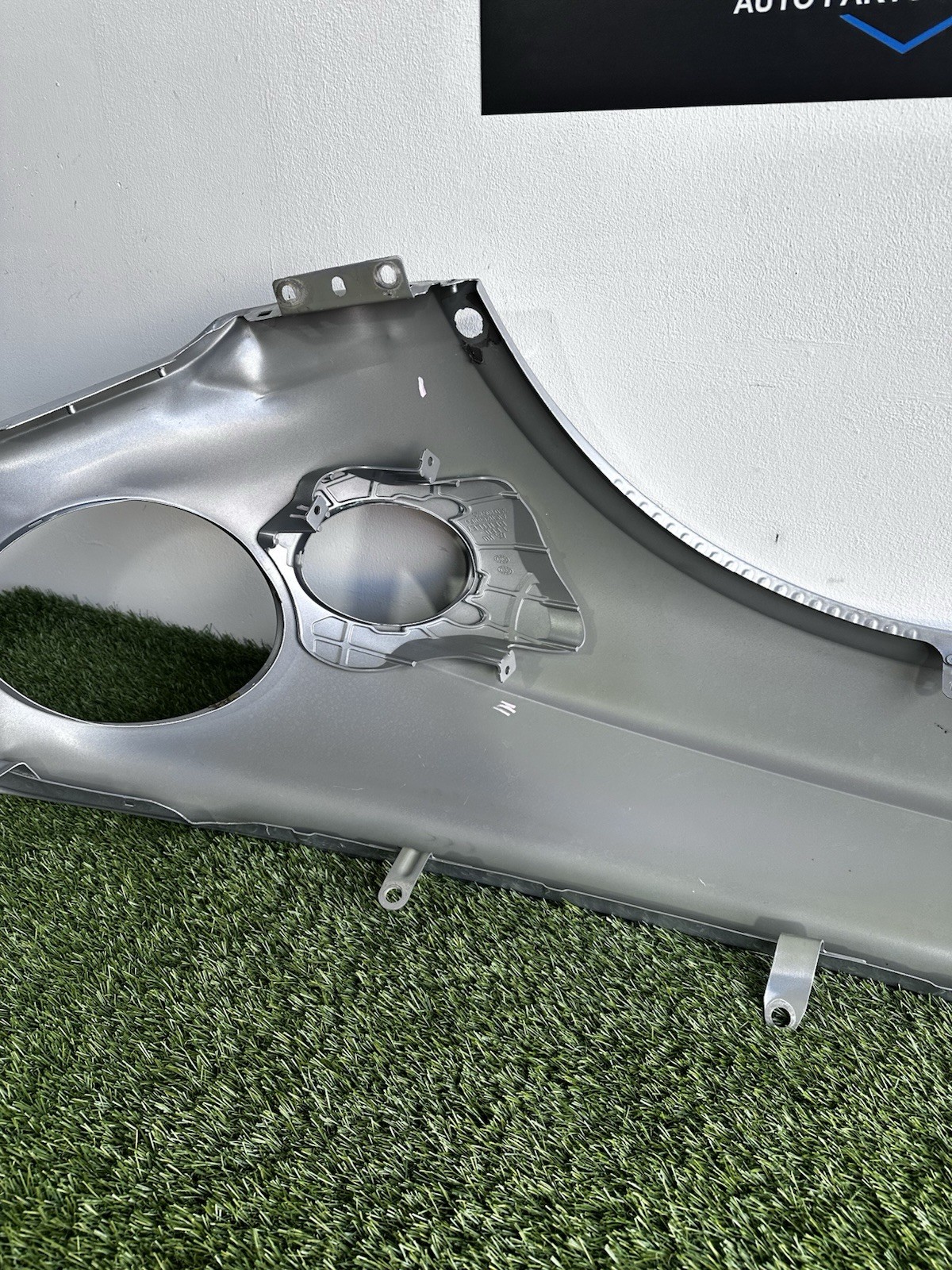2020 - 2024 Bentley Continental GT GTC Left Driver Side Fender 3SD821101G #F014