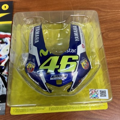 デアゴスティーニYAMAHA ＹＺＲ-M1 DeAgostini Valentino Rossi 1/4 Yamaha YZR M1 build Up Model Kit Pc