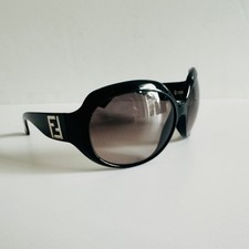 FENDI Oversized Black Gradient Lense Sunglasses Made in Italy Large Cat Wrap