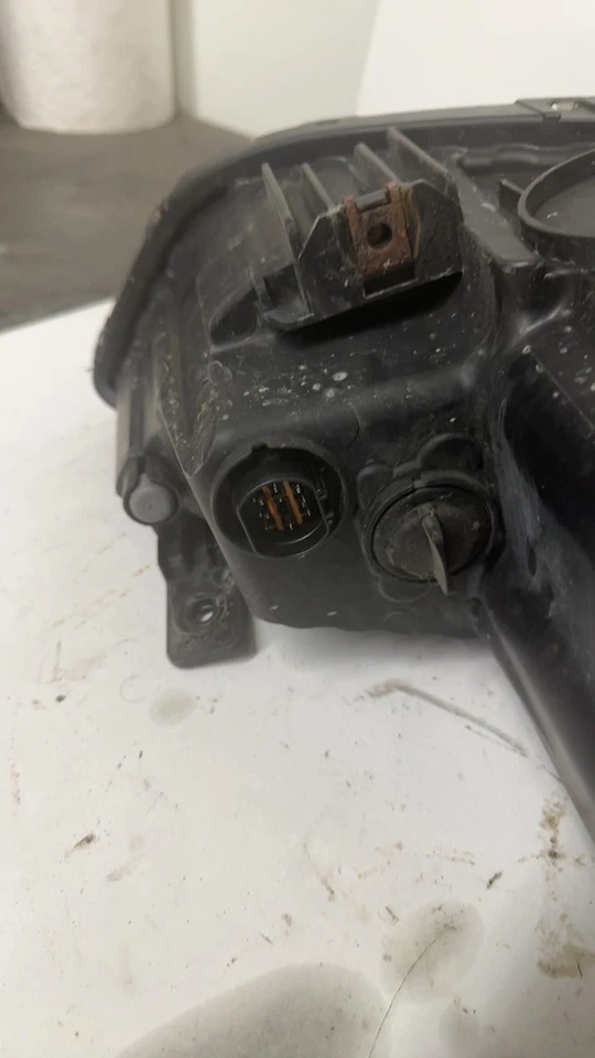 Conjunto de faros Hyundai Tucson 2014-17 LH mercado de Estados Unidos Foto 3 de 4