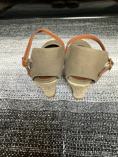 St John’s Bay Taupe Canvas Wedge with Braided Heel, Sole And Toe Size 7.5M - Picture 3 of 9