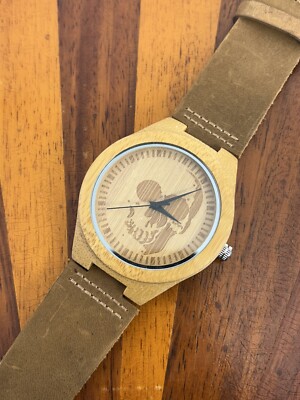 Wonbee Men Watch Bamboo Case Minimal Skull Face Dial 45mm New Battery