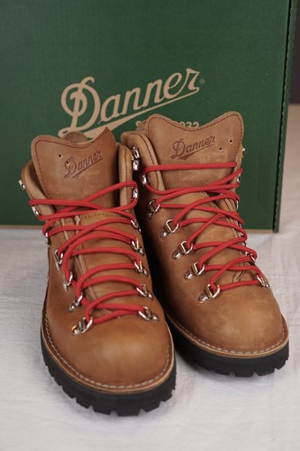 Danner Mountain Light Cascade Clovis 