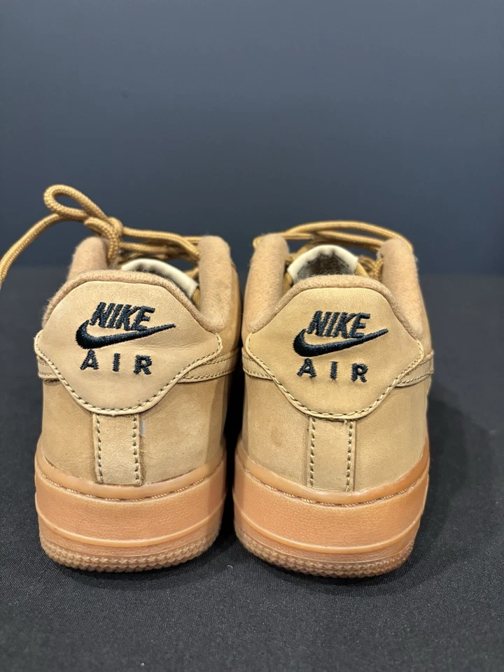 Nike Air Force 1 низкий размер 4Y (GS) зимний лен 943312-200 резинка светло-коричневый 2017 - Изображение 4 из 4
