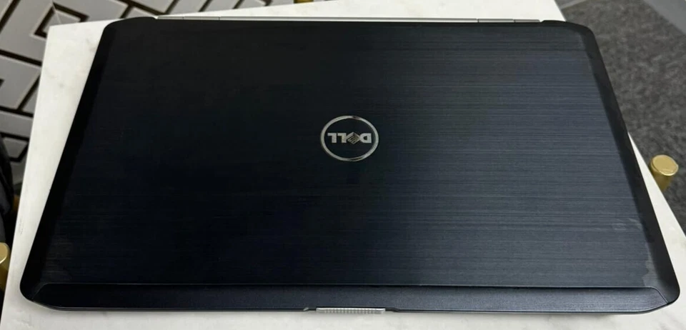 Pc Portable Dell Latitude E5520 2eme génération avec 8 Gb am 250 ssd En bon état - Bild 3 von 4