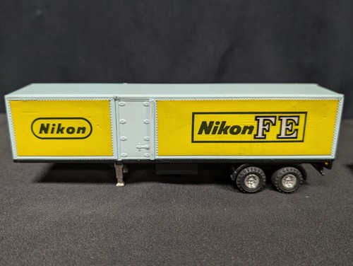 Kenworth Shinsei Mini Power 1/64 Scale Nikon FE Tracker Trailer Semi Truck Promo - Picture 3 of 9