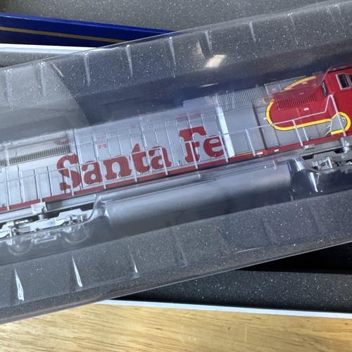 Athearn Genesis HO Santa Fe SD75M Tsunami Sound DCC - Picture 8 of 12