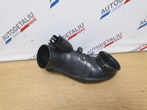 BMW 3 F30 F35 F31 2014 Diesel 190kW Ansaugrohr Ansaugschlauch Turbolader 7807493