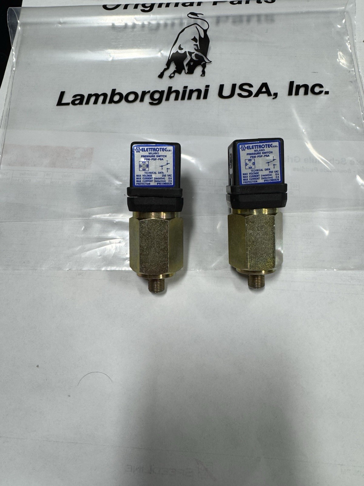 Lamborghini Murcielago Diablo lift system pressure sensor Kit  0R1470156 OEM NEW