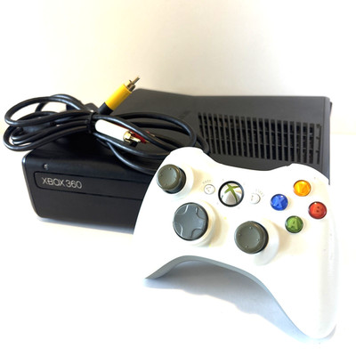 Microsoft Xbox 360 S Black Console Model 1439 For Parts Or Repair Untested