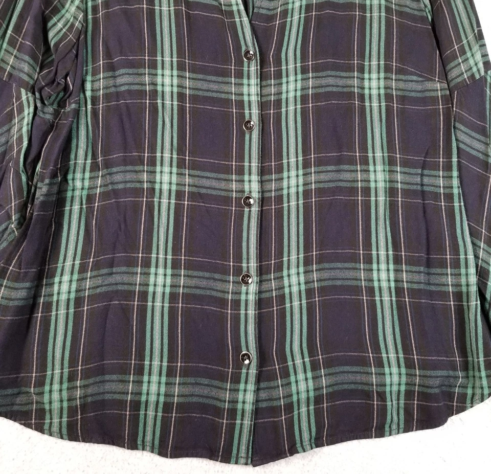 Camisa Cabi con botones para mujer grande L verde negra Big Sur manga larga a cuadros #3769 Foto 3 de 4
