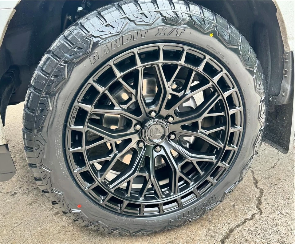 "Ruedas de combustible Sigma de 17"" para GMC Sierra 1500 2015-2025 llantas nuevas 17x9 negras" Foto 4 de 4