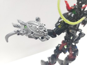 LEGO HERO Factory: Black Phantom (6203) Missing Zamor Sphere, Otherwise Complete