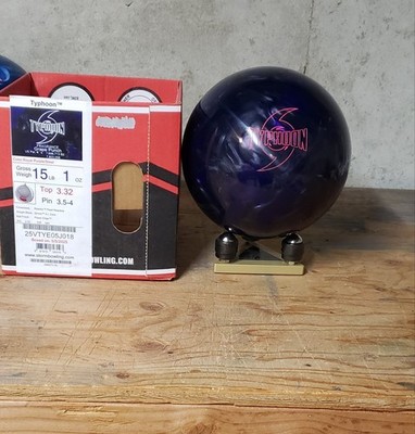 STORM TYPHOON BOWLING BALL 15 POUNDS SYMMETRIC #25VTYE05J018 | eBay