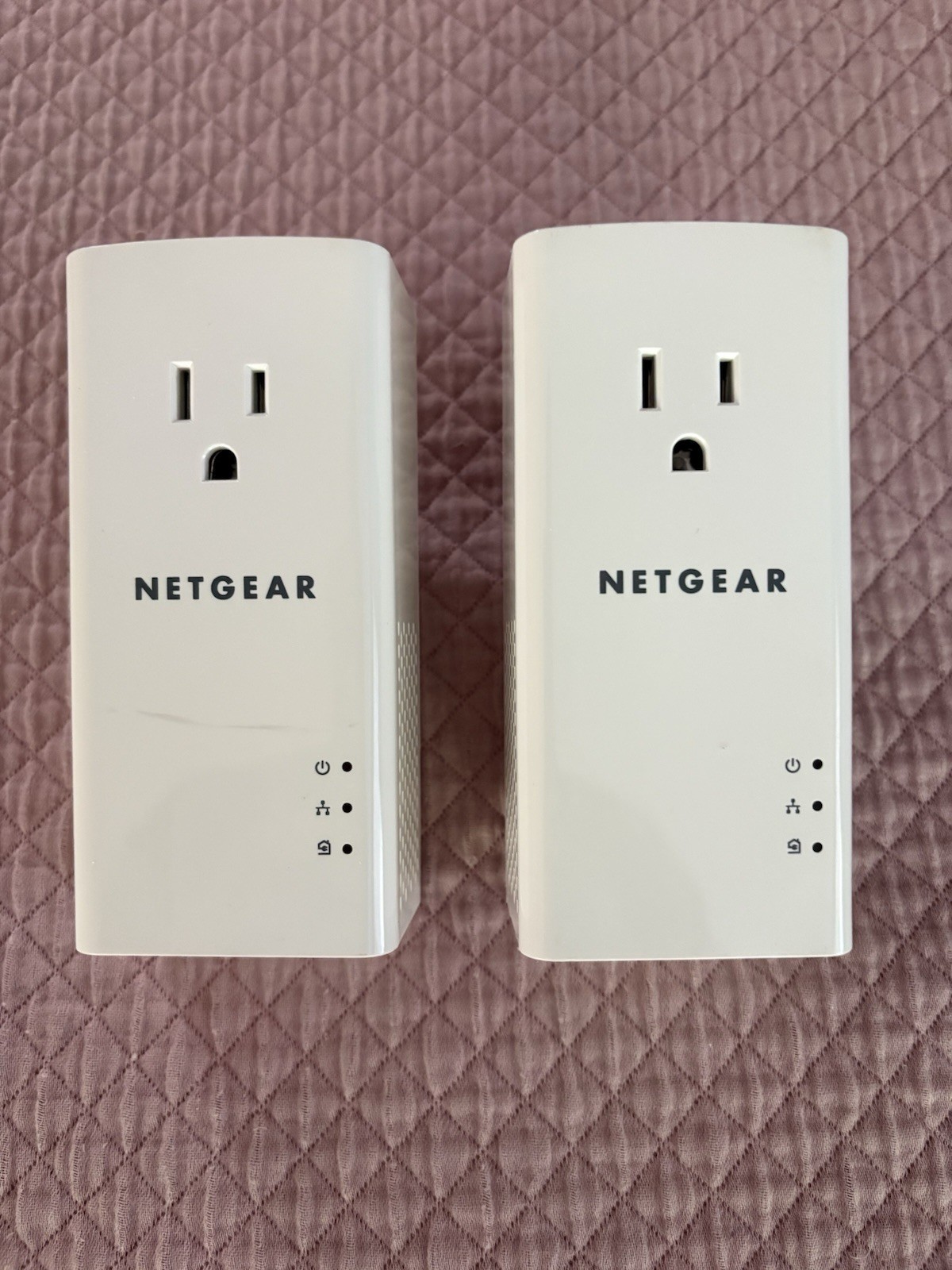 2 x NETGEAR Powerline 1200+  PLP1200S Ethernet Extender