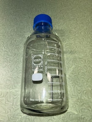 Schott Duran 1000mL Graduated Media Storage Bottles   Eight Bottles