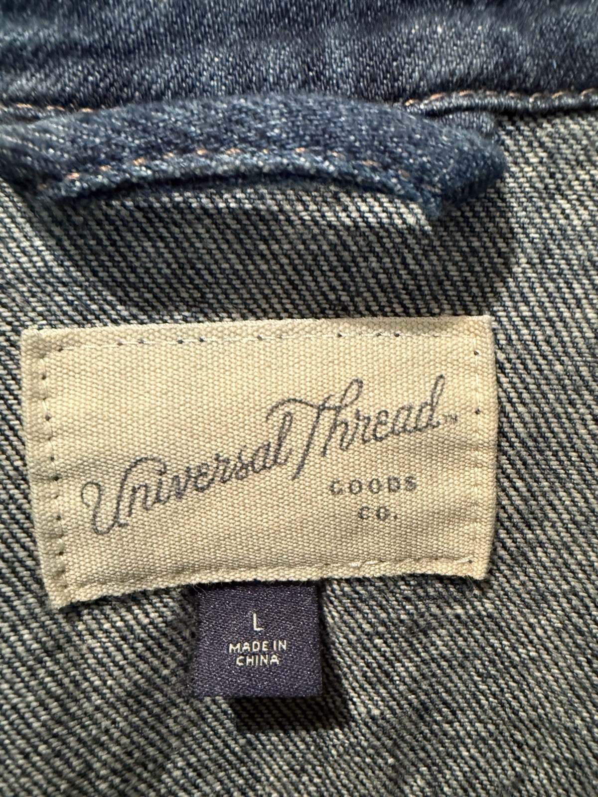 Universal Thread Denim Jacket Size Large Blue Raw… - image 3