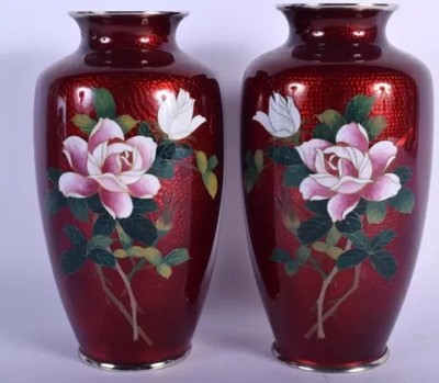 Vintage rote Emaille und Cloisonné aka Suri Vasen
