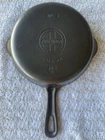Griswold No. 4 Cast Iron Skillet Small Logo  Grooved Handle 702 D