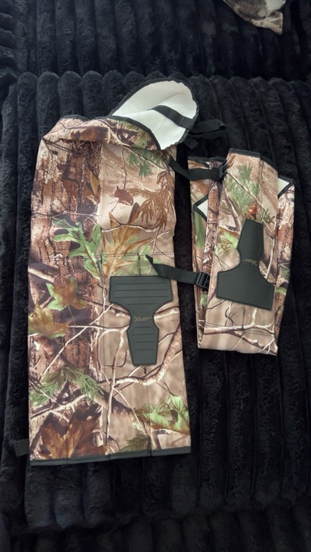 Foreverlast Snake Guard Chaps Camouflage Hunting Gear
